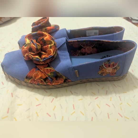 Toms Shoes - Toms x Frida Kahlo Shoes